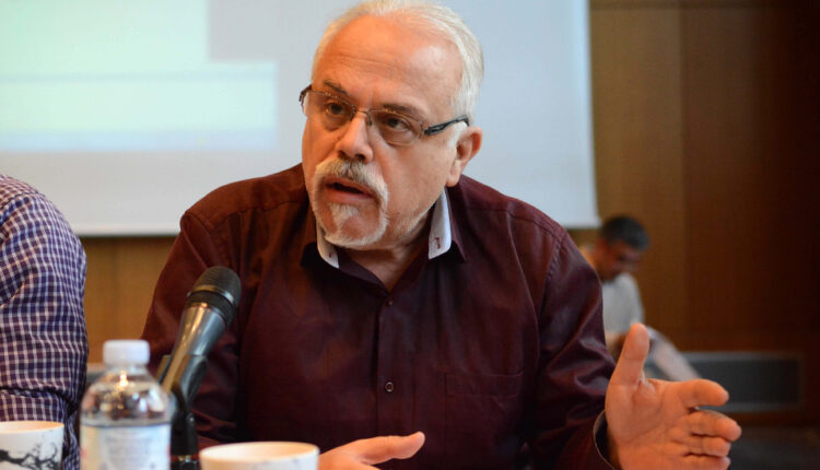 Μιχάλης Τρεμόπουλος