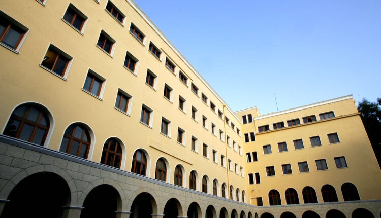Μονή Πετράκη