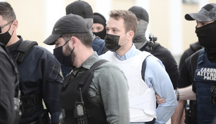 Πιλότος στον ανακριτή