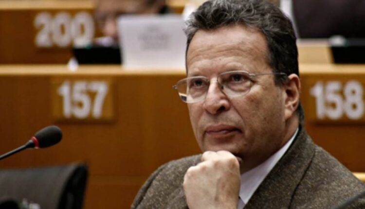 Γιώργος Κύρτσος