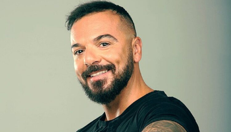 Τριαντάφυλλος