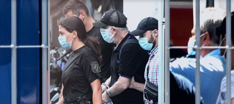 Φιλιππίδης με χειροπέδες