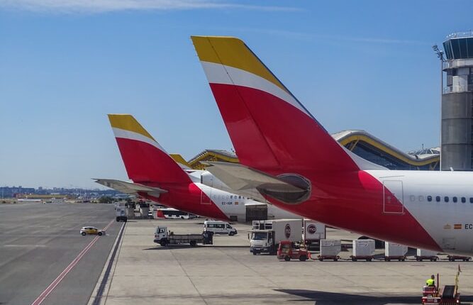 Ισπανικά αεροπλάνα