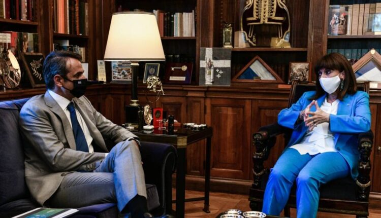 Σακελλαροπούλου Μητσοτάκης