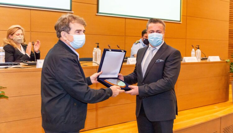 Χρυσοχοΐδης