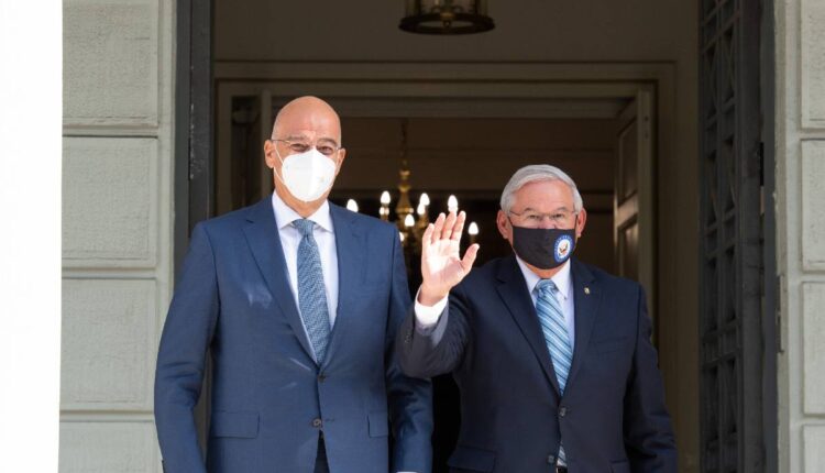 Δένδιας Μενέντεζ