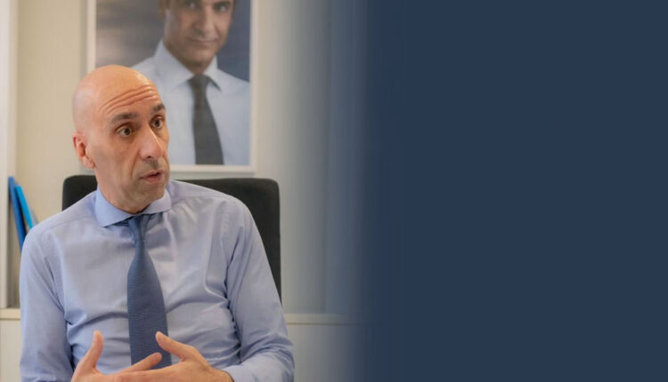 Γιάννης Μπρατάκος