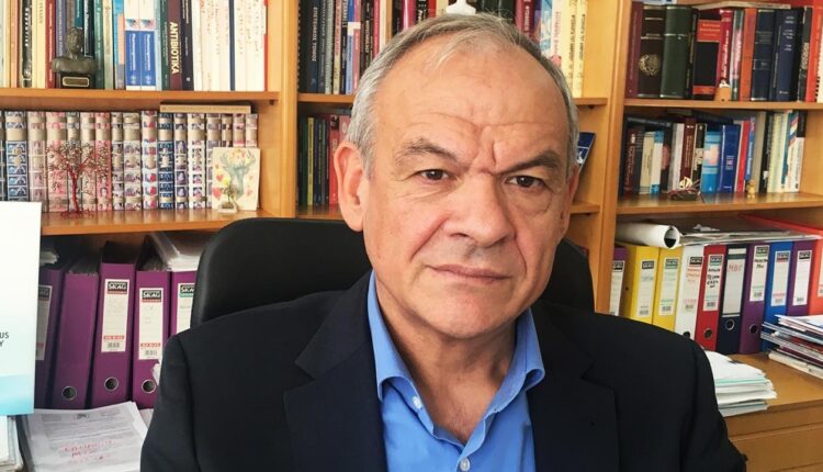 Μανωλόπουλος