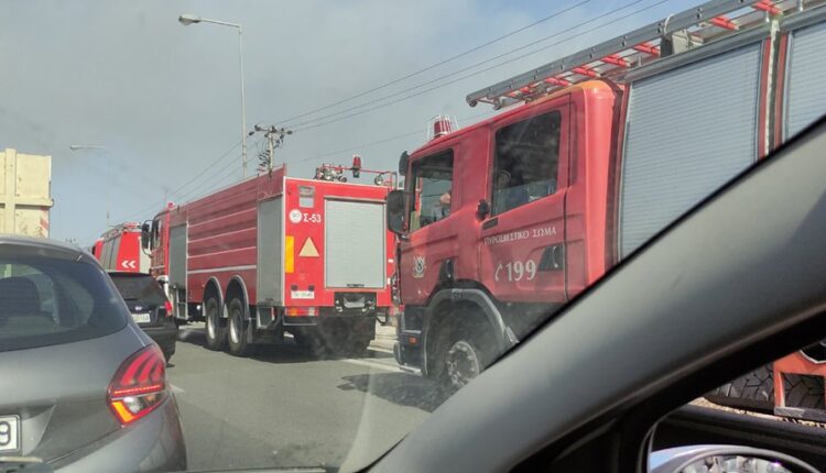 Πυροσβεστικά στη ΛΕΑ