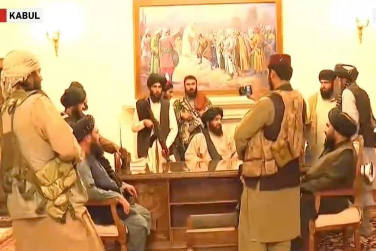 Οι Ταλιμπάν στο Προεδρικό Μέγαρο του Αφγανιστάν