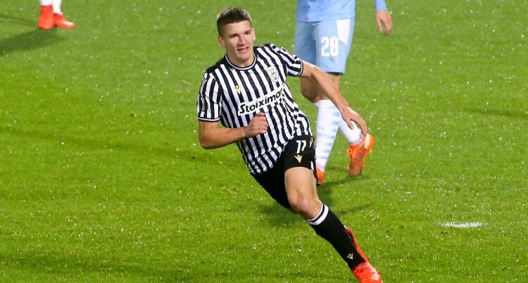 Χρήστος Τζόλης