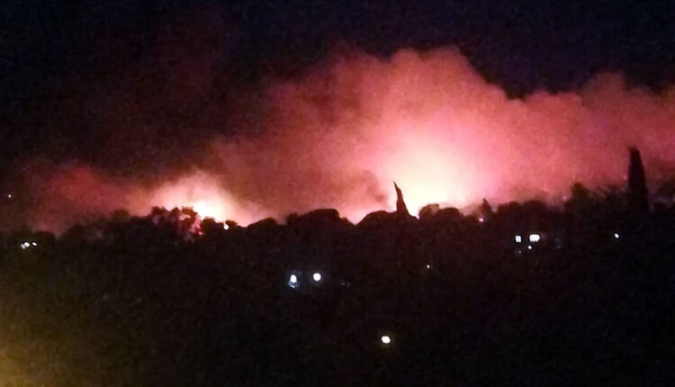 Φωτιά στη Νέα Μάκρη