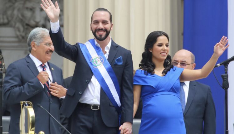 Ναγίμπ Μπουκέλε