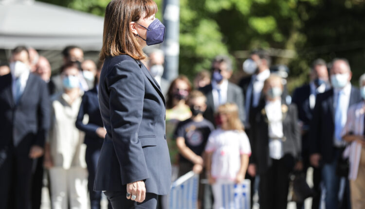 Κατερίνα Σακελλαροπούλου