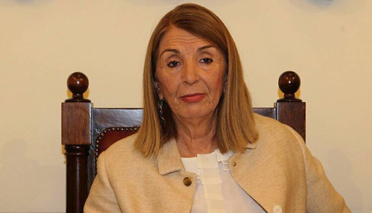 Χριστοδουλοπούλου