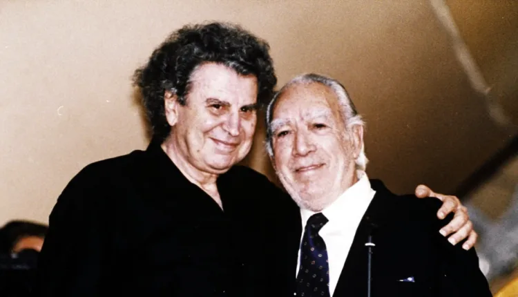 Θεοδωράκης Κουίν