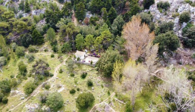 Εκκλησάκι Αγίου Γεωργίου Πάρνηθα