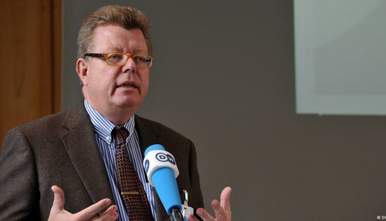 Μαϊνάρντους