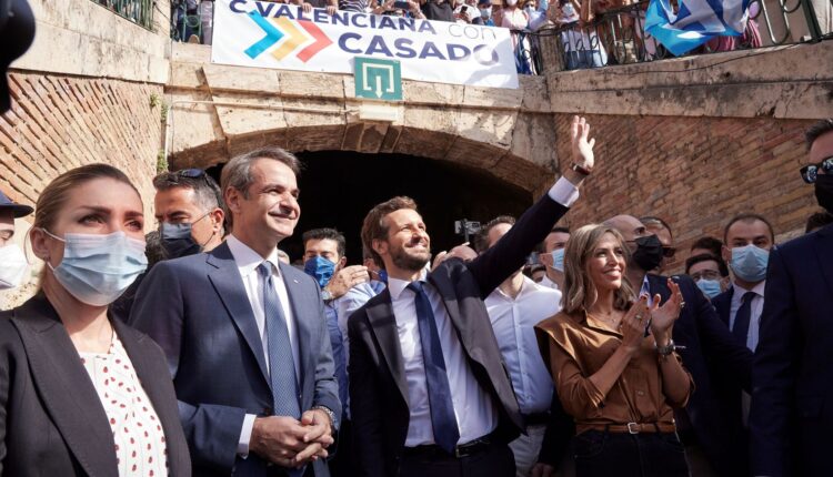 Χαιρετισμός Μητσοτάκη στο συνέδριο του Λαϊκού Κόμματος Ισπανίας