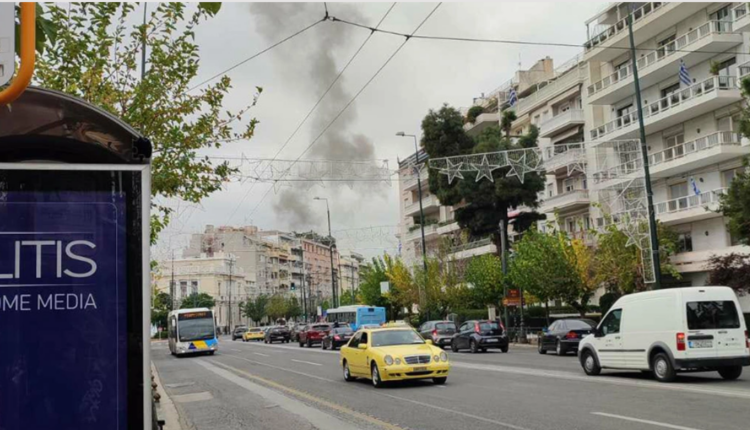 Φωτιά στη Μητροπόλεως