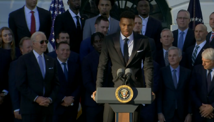 γιάννης-αντετοκούνμπο