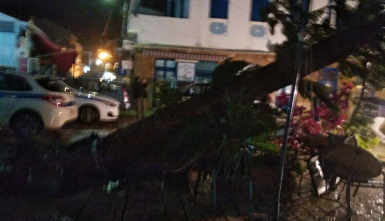 Ανεμοστρόβιλος στην Κορώνη