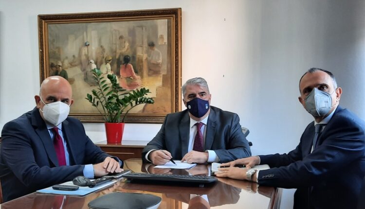 Συνάντηση Κεδίκογλου με Τράπεζα Πειραιώς