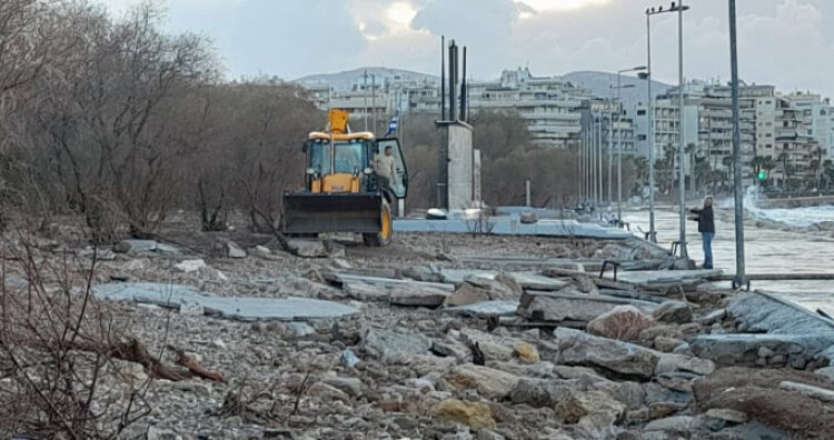 Ζημιές στο Παλαιό Φάληρο