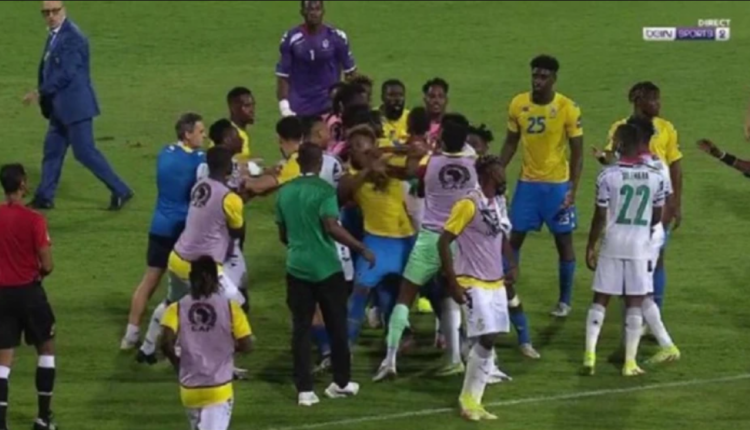 Μπουνιές στο Γκαμπόν - Γκάνα