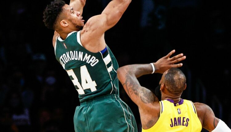 Γιάννης Αντετοκούνμπο ενάντια στον Λεμπρόν Τζέιμς