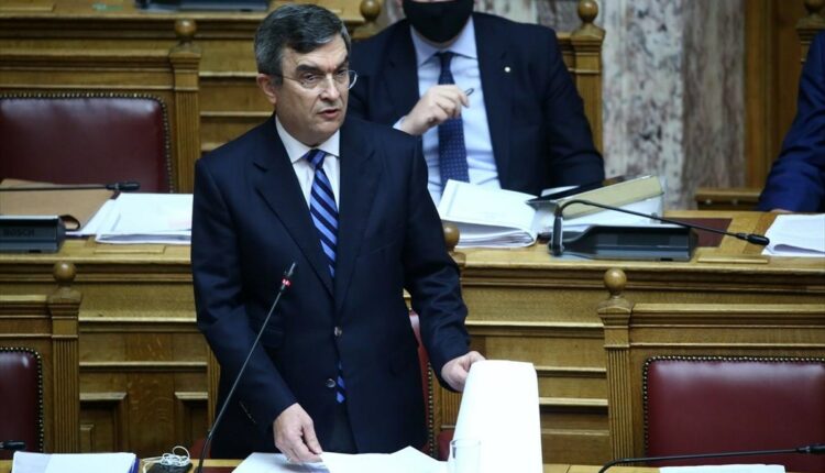 λευτέρης-οικονόμου