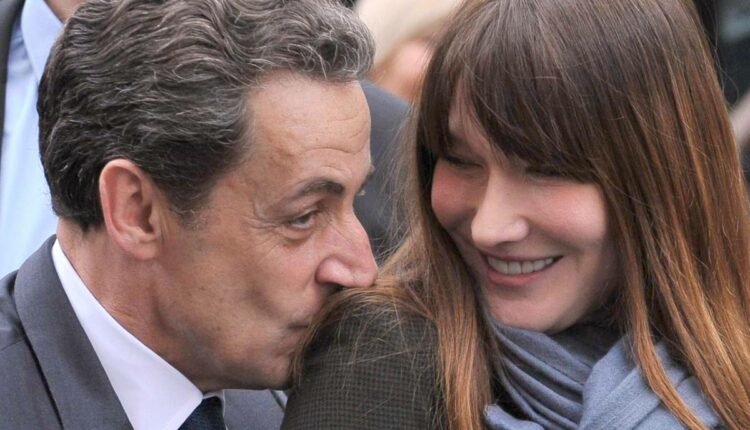 Σαρκοζί Μπρούνι