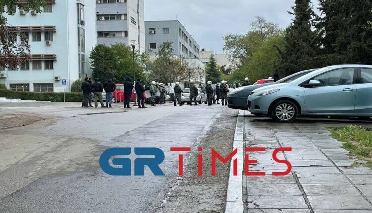 ΜΑΤ στο ΑΠΘ