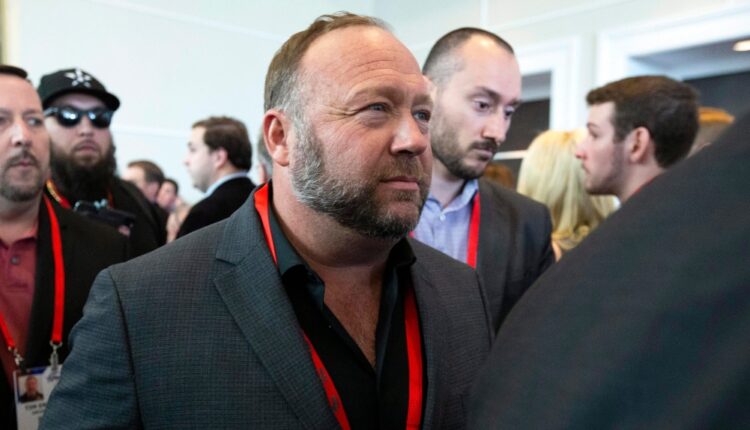 Άλεξ Τζόουνς