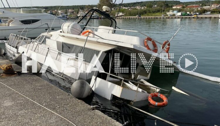 Τουριστικό σκάφος στην Κυλλήνη