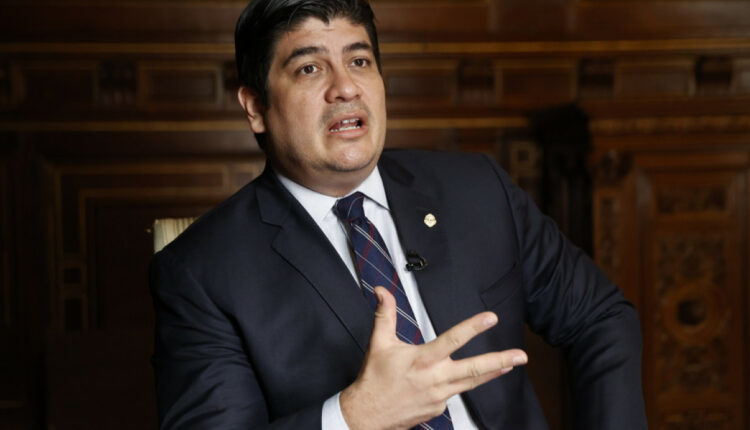 κάρλος-αλβαράδο