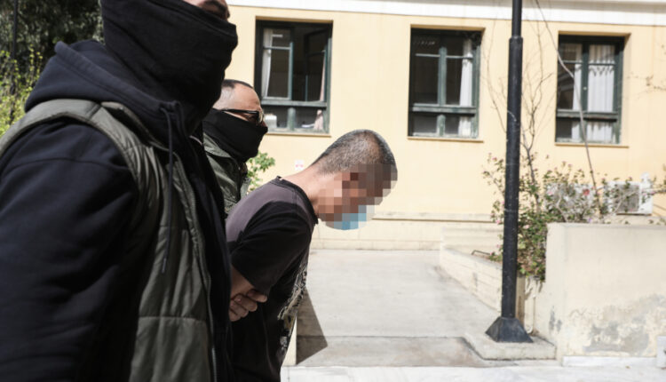 47χρονος στα Βίλια