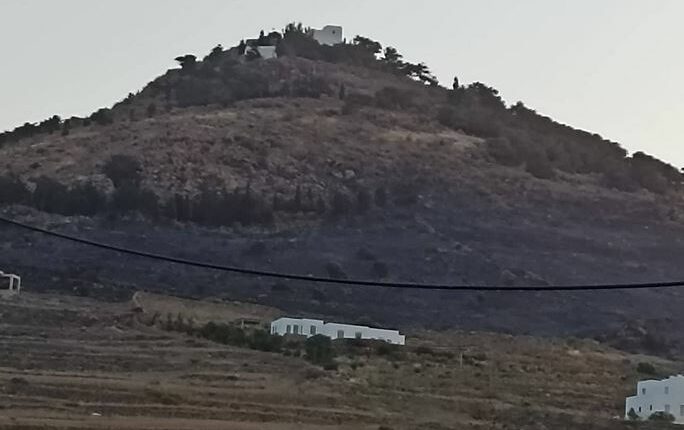 πάρος