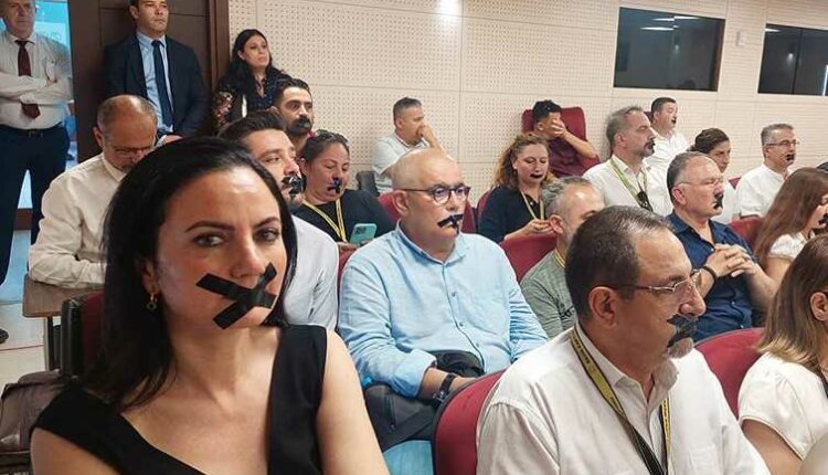 Τουρκοκύπριοι δημοσιογράφοι - Διαμαρτυρία